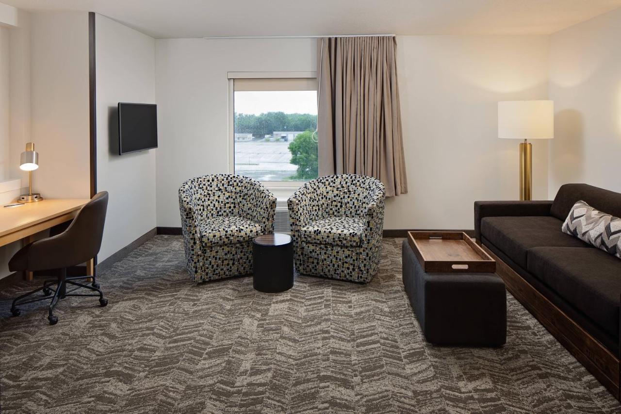 Springhill Suites By Marriott Грийн Бей Екстериор снимка